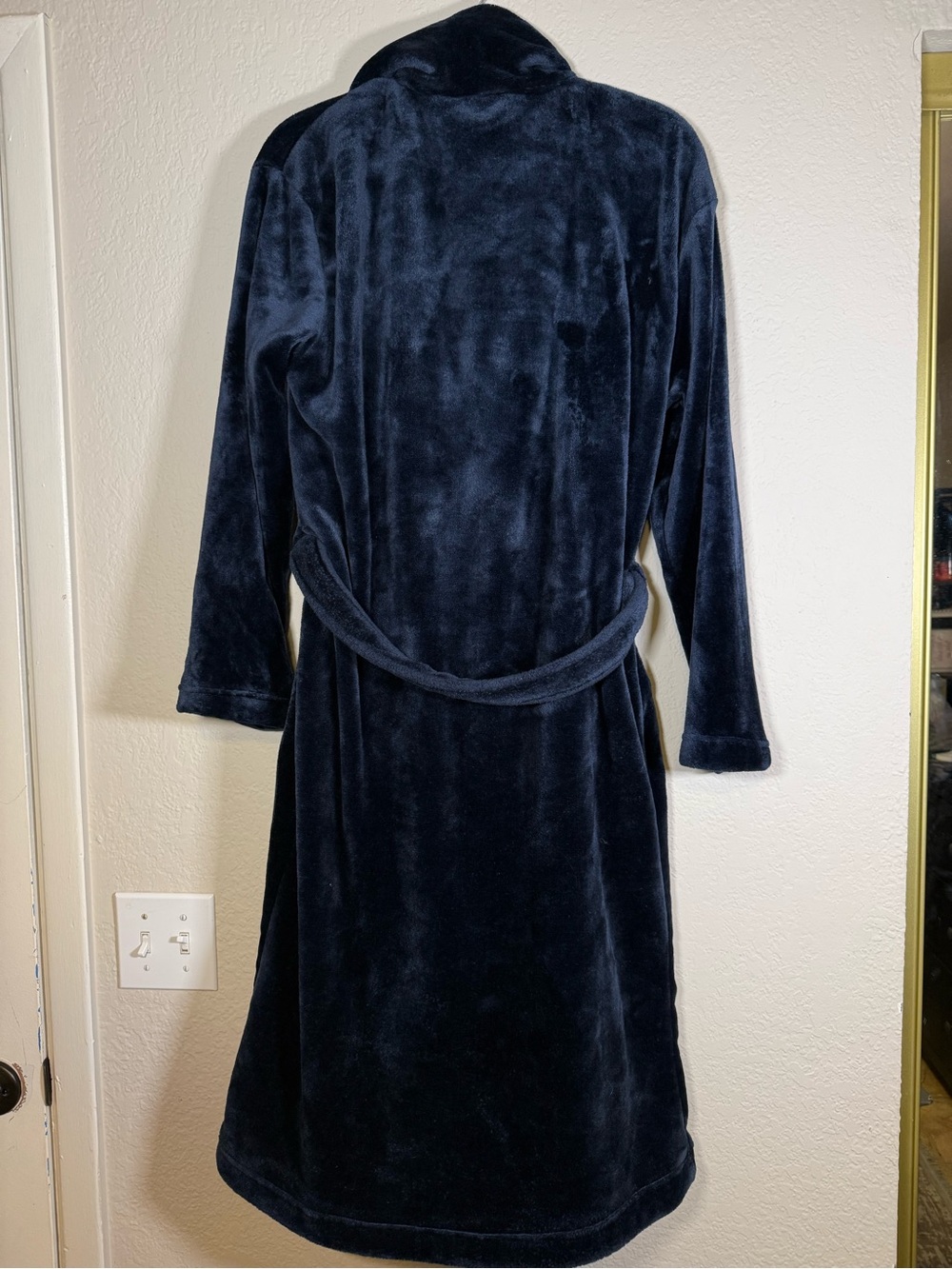 Sonoma BathRobe With Belt Navy S/M Super Soft Cozy Plush Robe Loungewear Pockets - Picture 5 of 9